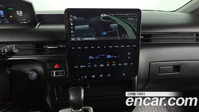 Hyundai Staria Tourer 9-Seater Modern 2023 — фото 17