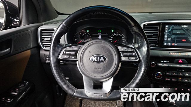 Kia Sportage The Bold Diesel 2.0 2WD Signature Gravity 2021 — фото 14