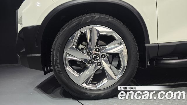 KG Mobility (SsangYong) Rexton Sports Khan Diesel 2.2 4WD Culman Noblesse 2024 — фото 5