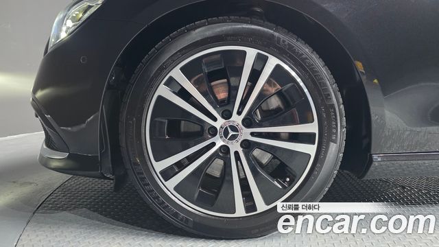 Mercedes-Benz E-Class (W213) E250 Avantgarde 2021 — фото 5