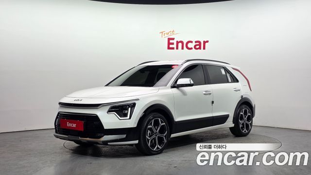 Kia Niro Signature 2025 — фото 1