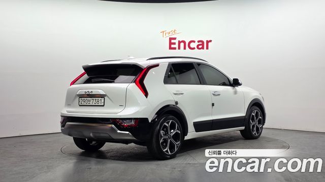 Kia Niro Signature 2025 — фото 2