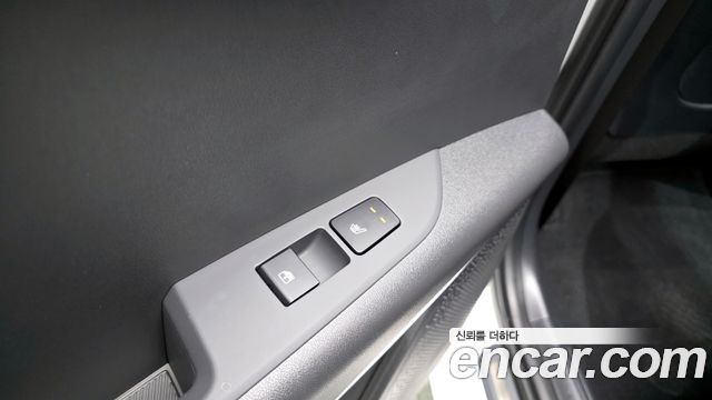 Kia Niro Signature 2025 — фото 18