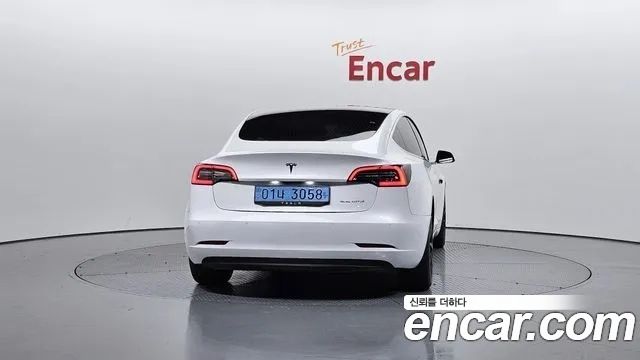 Tesla Model 3 Long Range AWD 2020 — фото 4