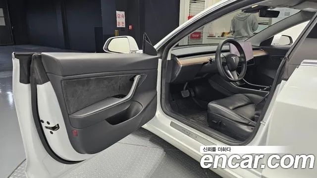 Tesla Model 3 Long Range AWD 2020 — фото 10