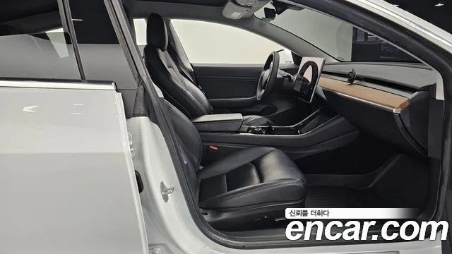 Tesla Model 3 Long Range AWD 2020 — фото 16