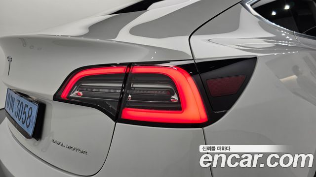 Tesla Model 3 Long Range AWD 2020 — фото 29