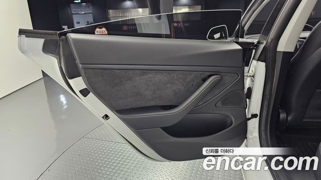Tesla Model 3 Long Range AWD 2020 — фото 31