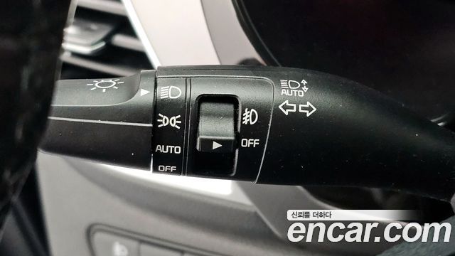 Kia Seltos Gasoline 1.6 Turbo 2WD Prestige 2023 — фото 17