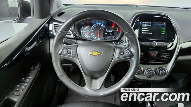 Chevrolet Spark Premier 2019 — фото 13