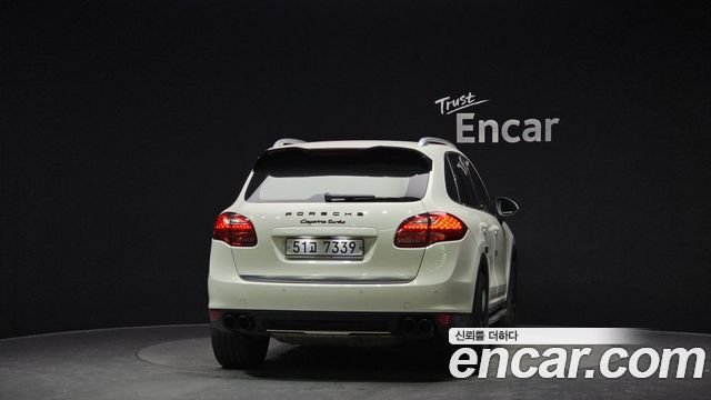 Porsche Cayenne 4.8 Turbo 958 2011 — фото 4