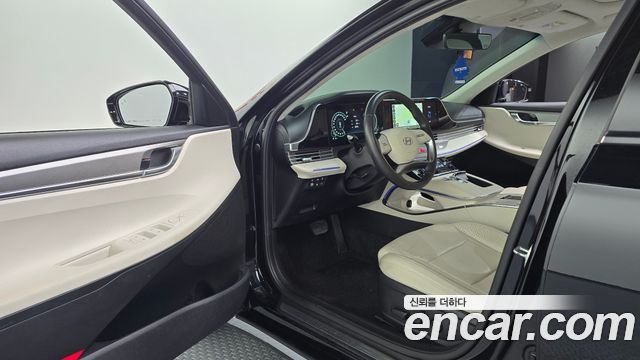 Hyundai Grandeur (IG) 2.5 Le Blanc 2023 — фото 10