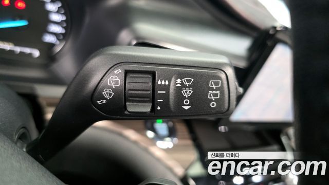 Ford Explorer (VI) 3.0 PHEV 2021 — фото 20