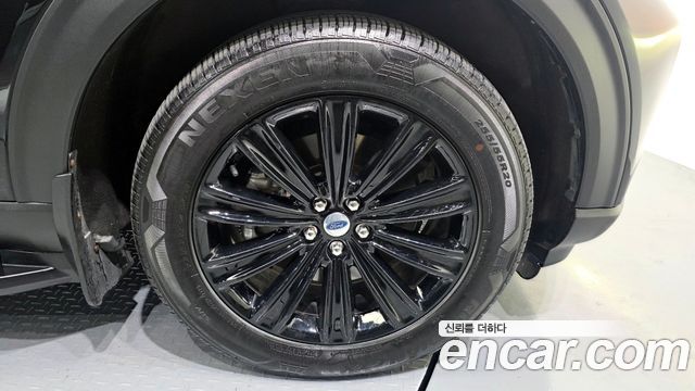 Ford Explorer (VI) 3.0 PHEV 2021 — фото 21