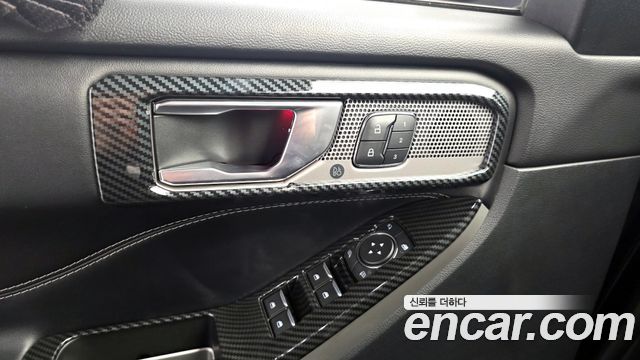 Ford Explorer (VI) 3.0 PHEV 2021 — фото 28
