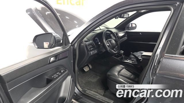 KG Mobility (SsangYong) Rexton Sports Khan Diesel 2.2 4WD Noblesse (5-Link) 2021 — фото 10