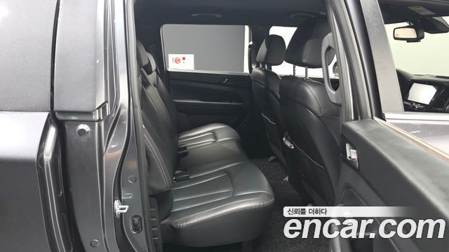 KG Mobility (SsangYong) Rexton Sports Khan Diesel 2.2 4WD Noblesse (5-Link) 2021 — фото 12