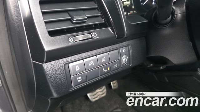 KG Mobility (SsangYong) Rexton Sports Khan Diesel 2.2 4WD Noblesse (5-Link) 2021 — фото 17