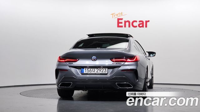 BMW 8 Series (G15) M850i xDrive Gran Coupe 2023 — фото 4