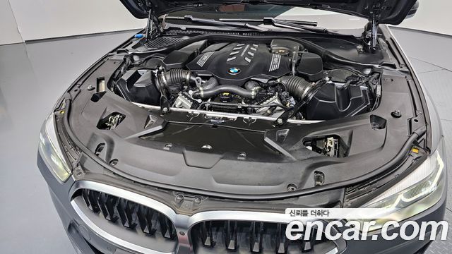 BMW 8 Series (G15) M850i xDrive Gran Coupe 2023 — фото 6