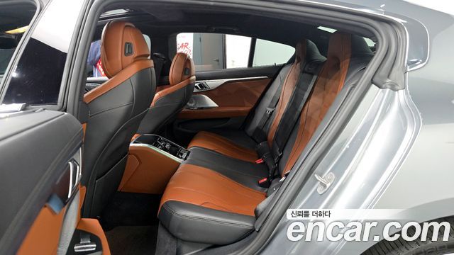 BMW 8 Series (G15) M850i xDrive Gran Coupe 2023 — фото 12