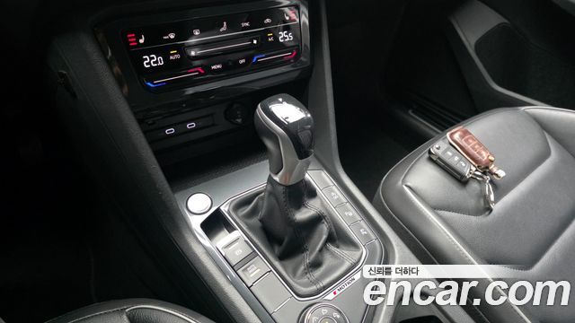 Volkswagen Tiguan (II) 2.0 TDI 4Motion Prestige 2021 — фото 9