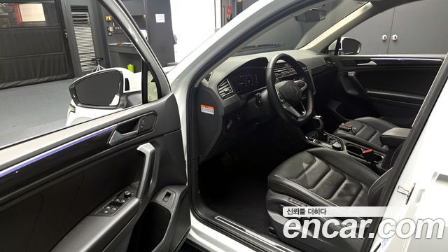 Volkswagen Tiguan (II) 2.0 TDI 4Motion Prestige 2021 — фото 10