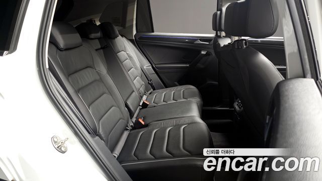 Volkswagen Tiguan (II) 2.0 TDI 4Motion Prestige 2021 — фото 15