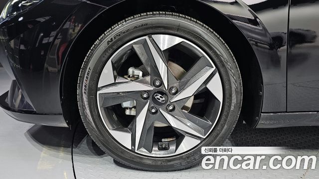 Hyundai Avante (CN7) 1.6 Inspiration 2021 — фото 5