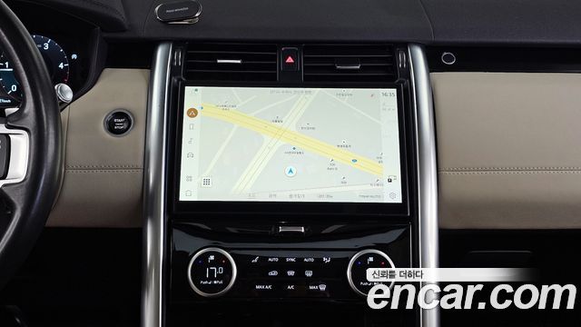 Land Rover Discovery 5 D250 SE 2022 — фото 14