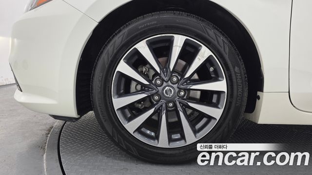 Nissan Altima 2.5 L33 2017 — фото 5