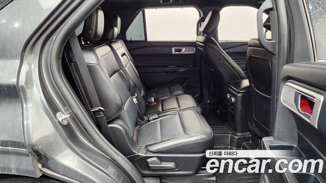 Ford Explorer (VI) 2.3 LimIted 4WD 2020 — фото 11