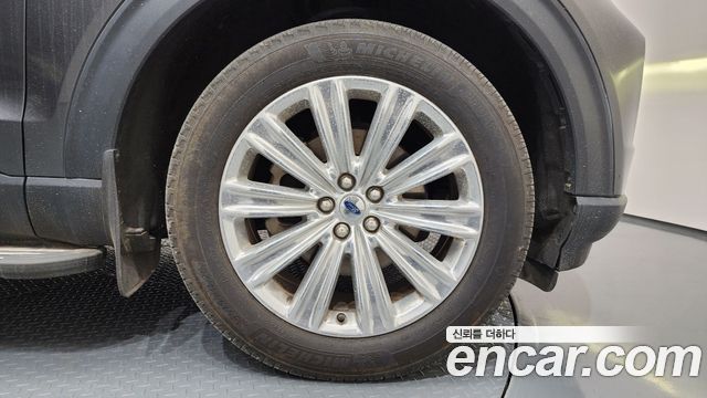 Ford Explorer (VI) 2.3 LimIted 4WD 2020 — фото 21