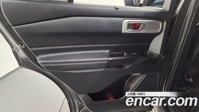 Ford Explorer (VI) 2.3 LimIted 4WD 2020 — фото 25