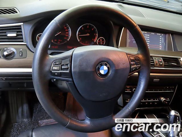 BMW 5 Series GT (F07) GT 30d 2012 — фото 8