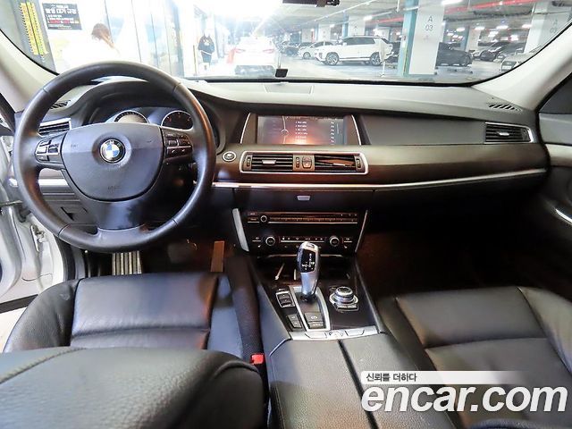 BMW 5 Series GT (F07) GT 30d 2012 — фото 10