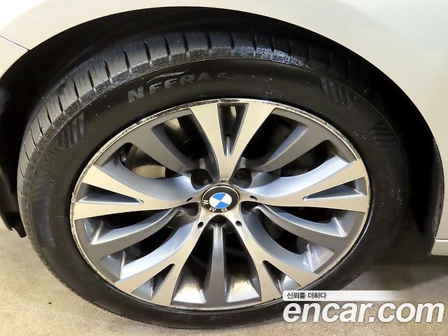 BMW 5 Series GT (F07) GT 30d 2012 — фото 20