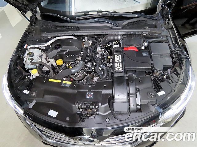 Renault Korea SM6 1.3 TCe SE 2021 — фото 15