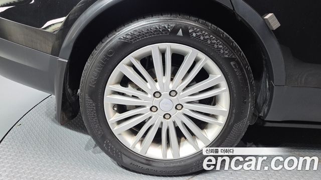 Land Rover Discovery 5 3.0 TD6 HSE Luxury 2018 — фото 5