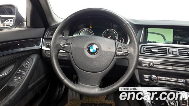 BMW 5 Series (F10) 520d xDrive 2014 — фото 12