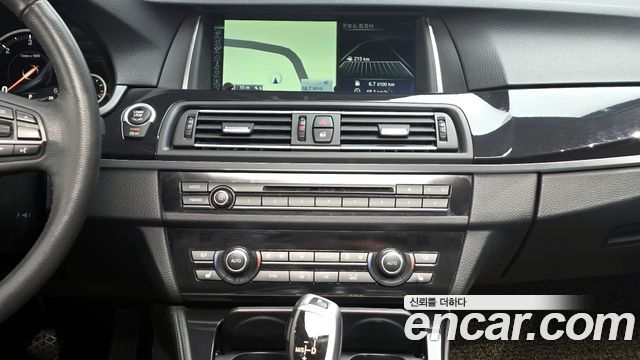 BMW 5 Series (F10) 520d xDrive 2014 — фото 13