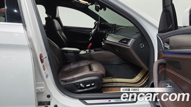 BMW 5 Series (G30) 530i M Sport Package Plus 2018 — фото 11