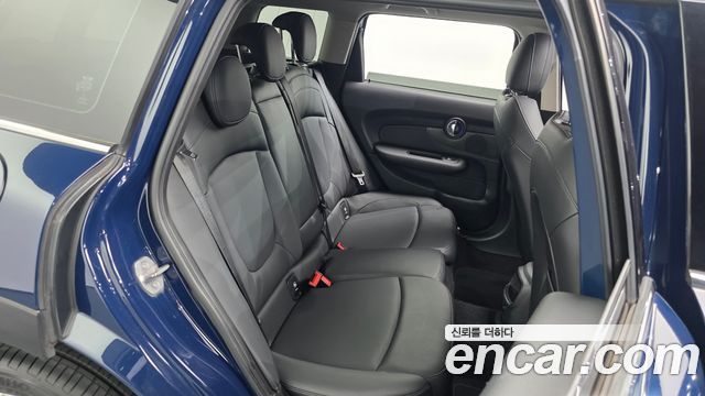 MINI Cooper D Clubman Standard 2nd 2018 — фото 11
