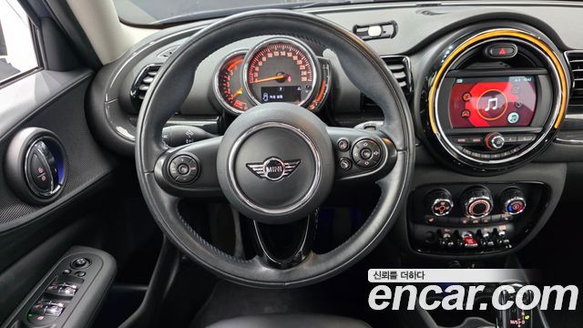 MINI Cooper D Clubman Standard 2nd 2018 — фото 13
