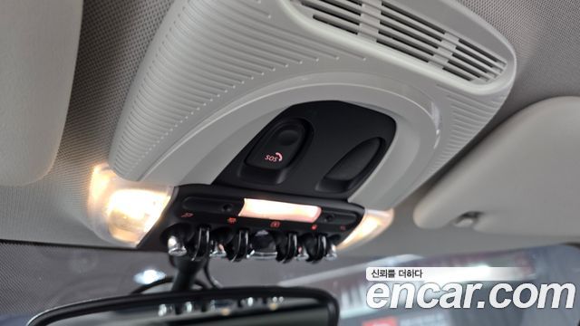 MINI Cooper D Clubman Standard 2nd 2018 — фото 30