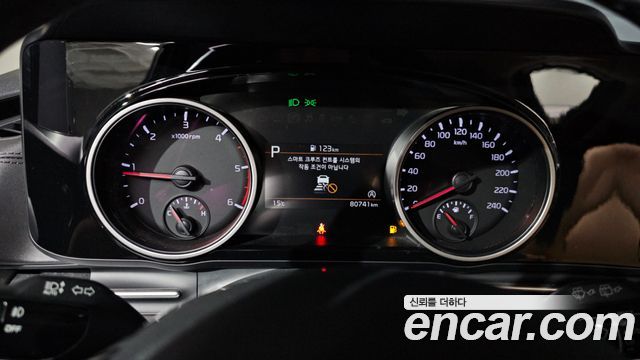 Kia Carnival (IV) Diesel 9-Seater Prestige 2023 — фото 8