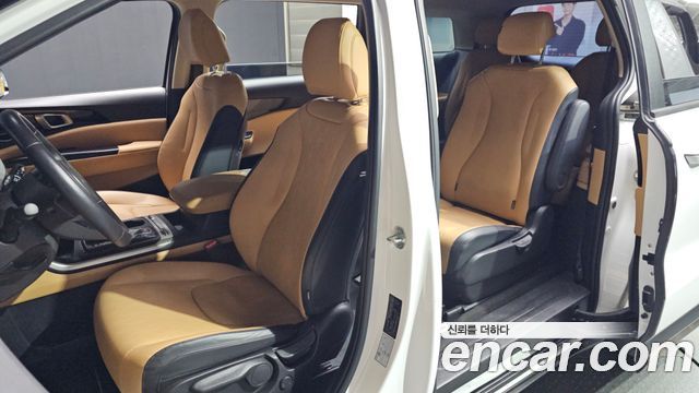Kia Carnival (IV) Diesel 9-Seater Prestige 2023 — фото 11