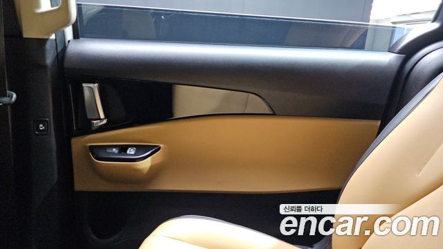 Kia Carnival (IV) Diesel 9-Seater Prestige 2023 — фото 25