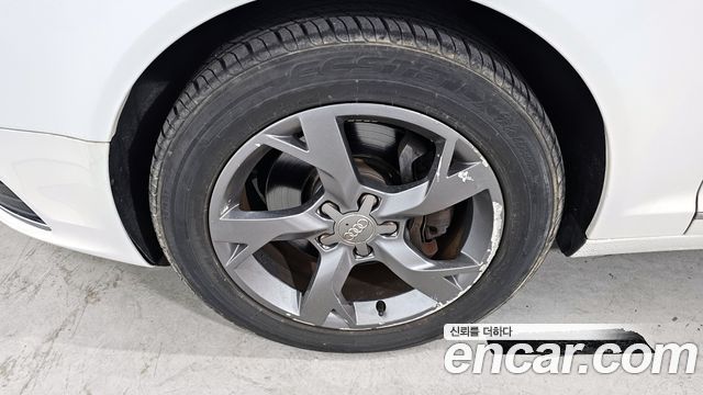 Audi A6 2.0 TFSI C6 2011 — фото 5