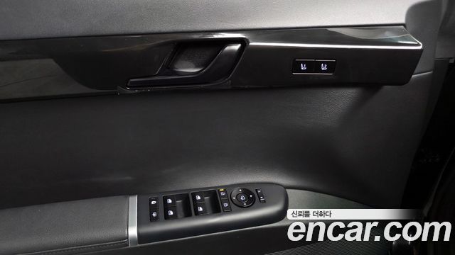 Hyundai Grandeur (GN7) 3.5 Gasoline 2WD Exclusive 2023 — фото 29